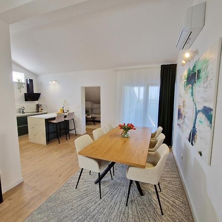 Apartments Jasna Rovinj Bagian luar foto